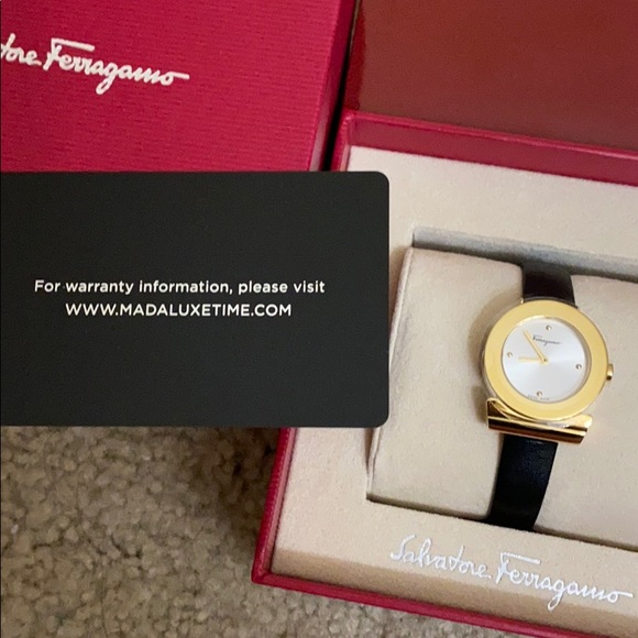 New in Box Salvatore Ferragamo Watch - Picture 4 of 5